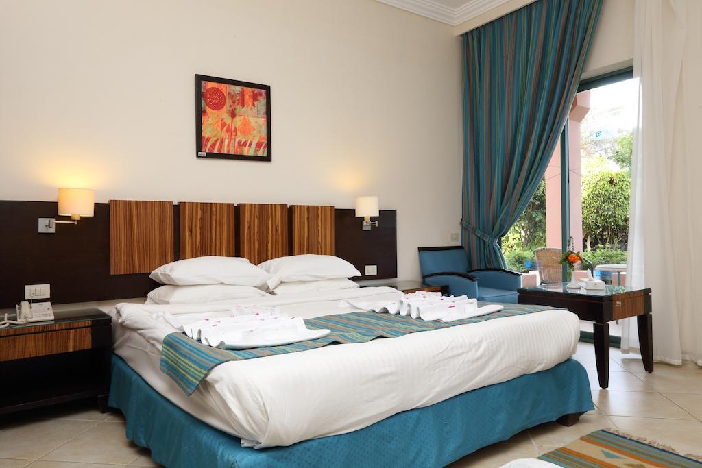Rehana Sharm Resort - Aquapark & Spa - Couples And Family Only -Premium Ultra All-Inclusive 24H Szoba fotó